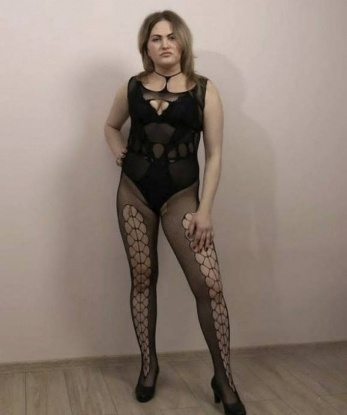💋 Я создам незабываемую атмосферу нашей встречи, где ты сможешь полностью расслабиться и получить невероятное наслаждение. 😍 У меня много возможностей, чтобы удовлетворить тебя, и я гарантирую, что ты останешься доволен нашими играми. 😈 Также у меня есть отличные отзывы от предыдущих клиентов, которые оценили мои услуги. 🌟 Если ты хочешь узнать больше о моих фото и дополнительных услугах, пиши мне прямо сейчас! 💕 Тебя ждет незабываемый опыт в Москве! 🌆 Софья